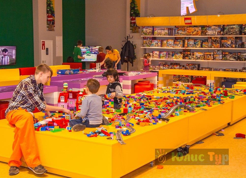 Аrt Фабрика LEGO